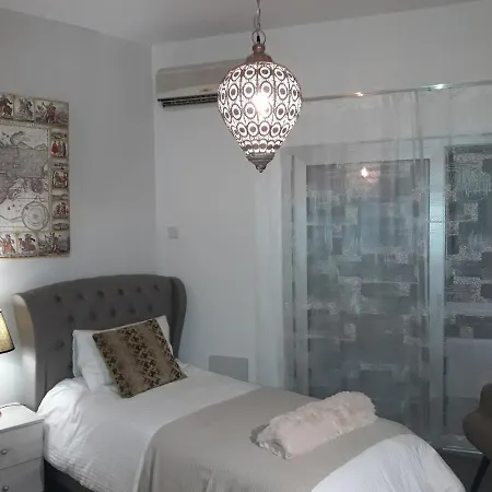 Apartment Michaelides *